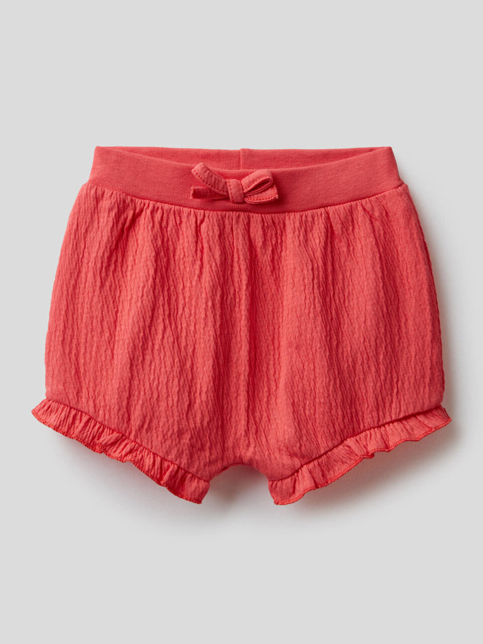 Shorts with trim and embroidery image number 1