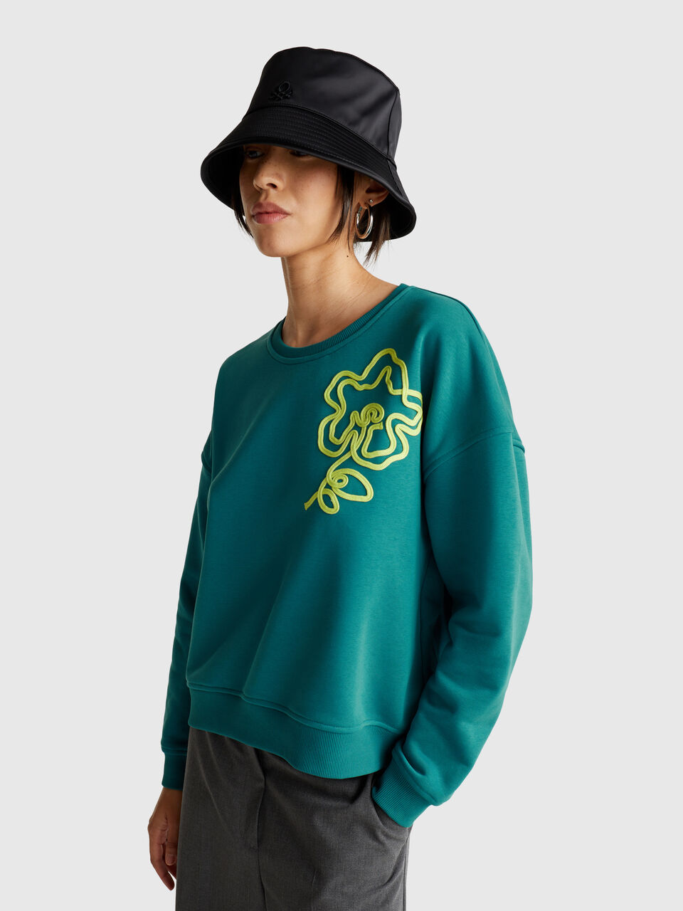 SWEATER L/S Women image number null