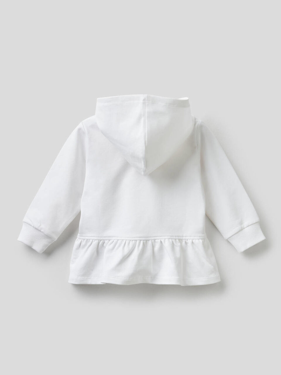 Hoodie with pocket and hood image number 2