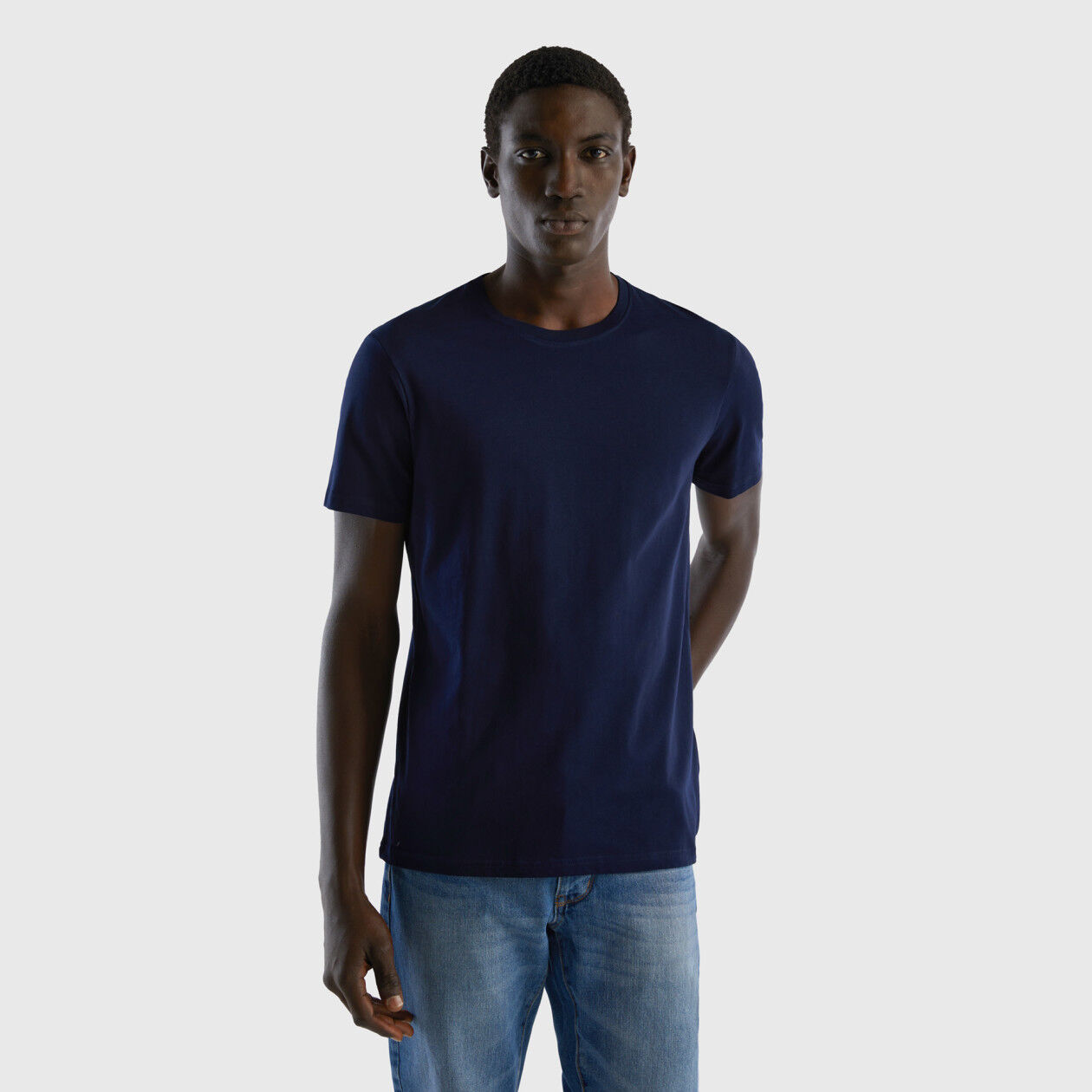 Dark blue hot sale t shirt