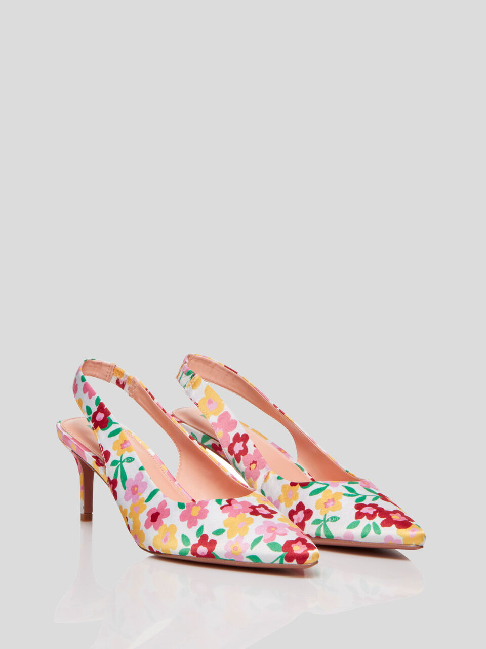 Pumps with allover print image number 1