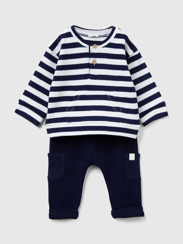 Sweat outfit with stripes New Born (0-18 months)