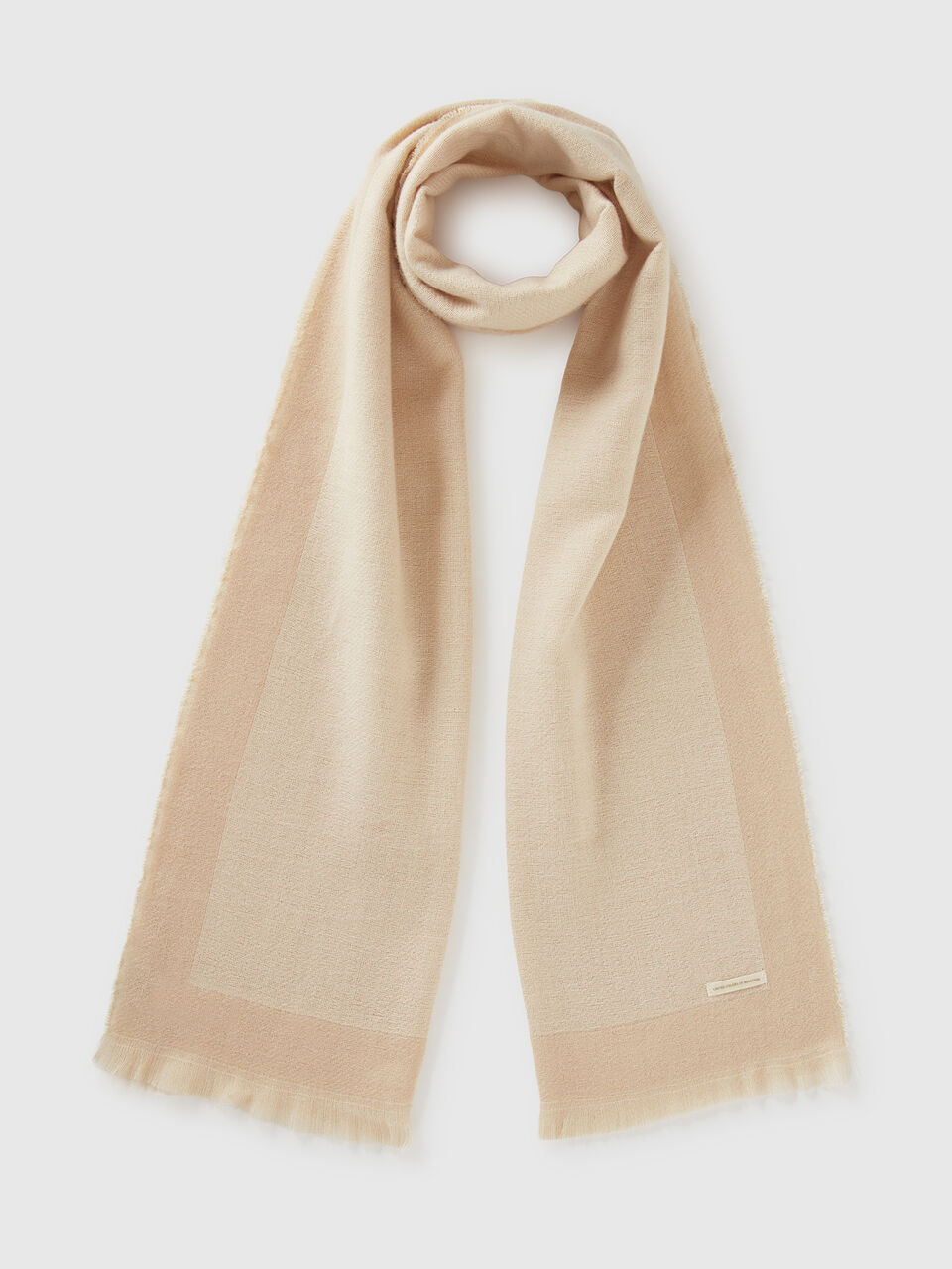 SCARF Women image number null