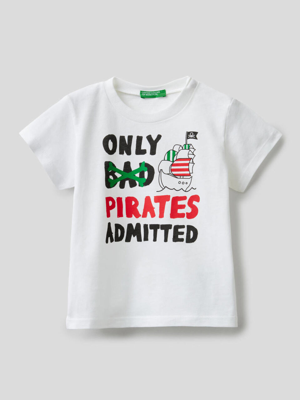 Cotton t-shirt with pirate print image number 1