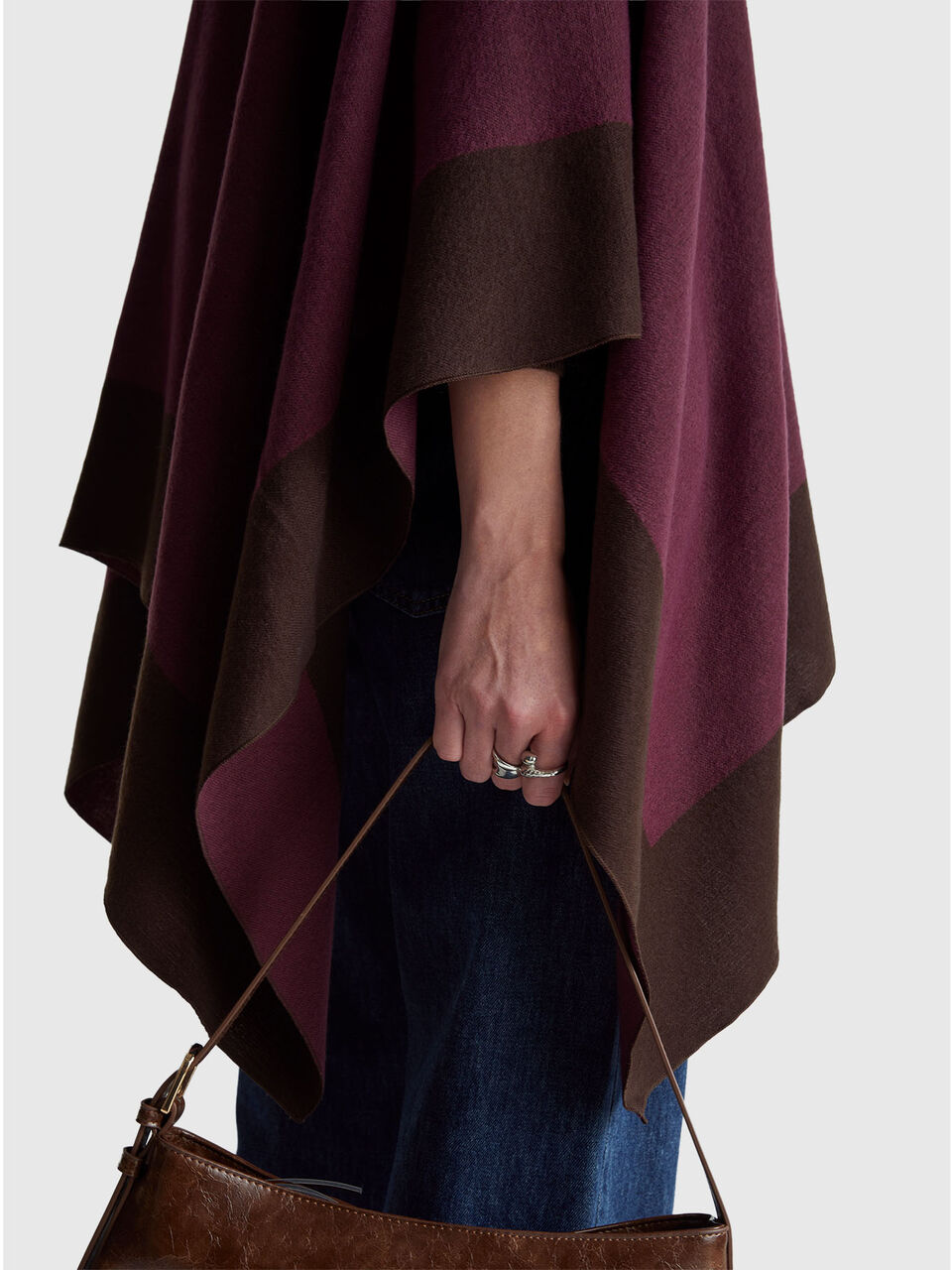 CAPE Women image number null