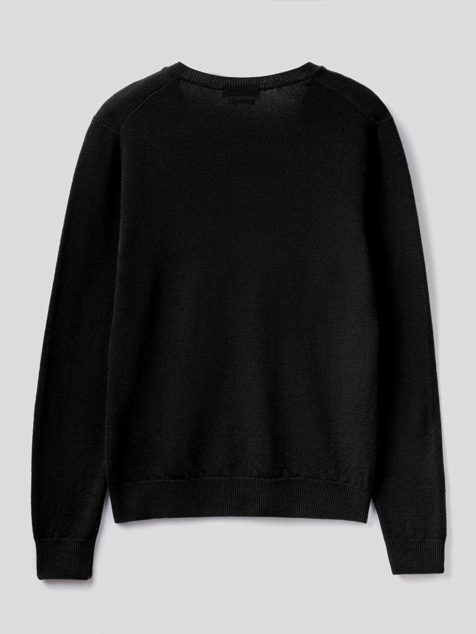 V-neck sweater in pure virgin wool image number 2