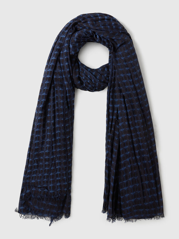 Patterned scarf in viscose Women
