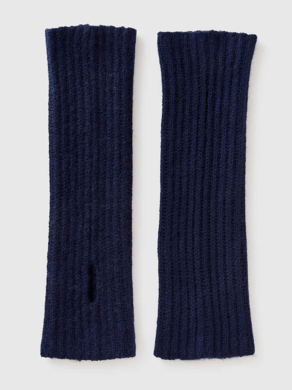 MUFF Women image number null