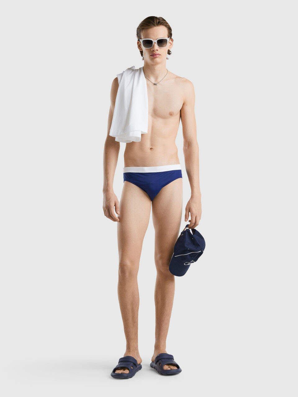 Swim bottoms in ECONYL®