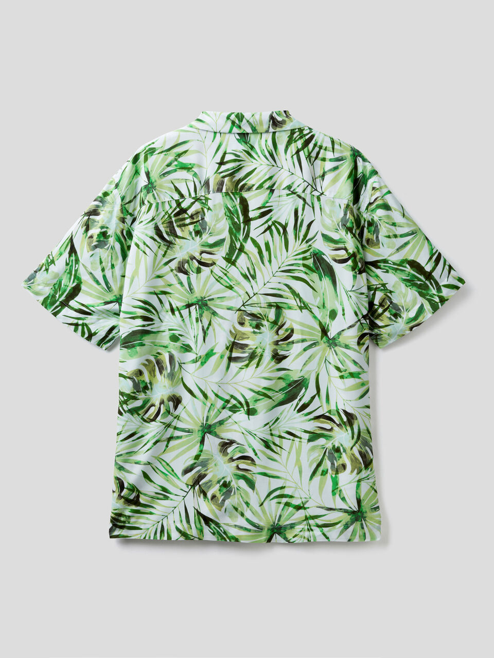 Hawaiian short sleeve shirt image number 2