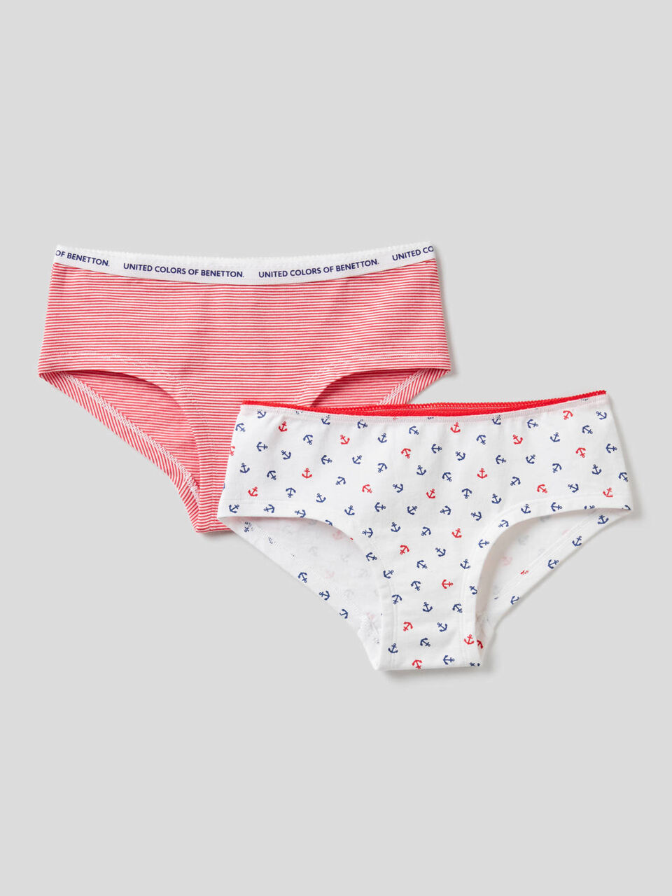 Two pairs of patterned underwear image number 1