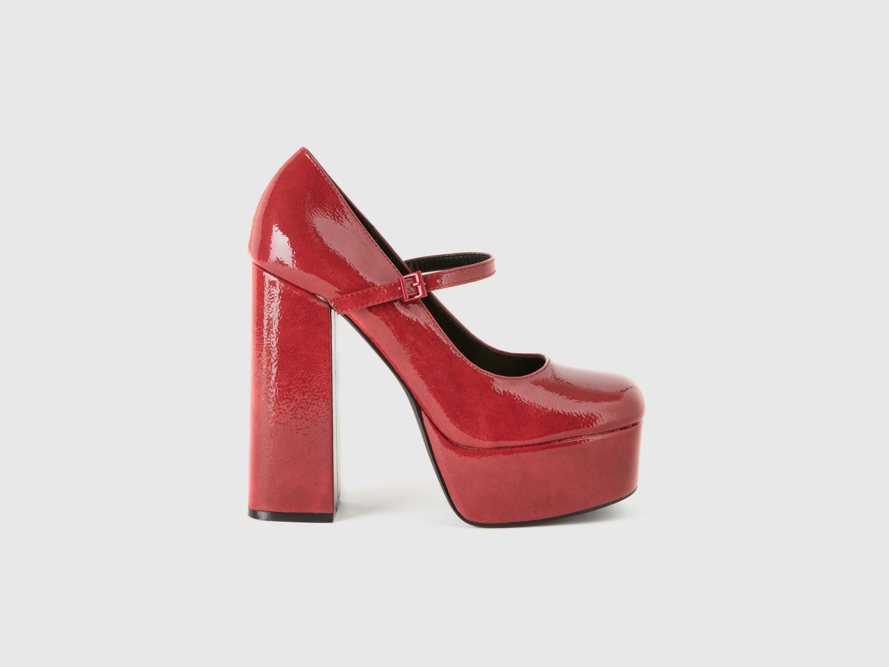United colors of benetton shoes women store