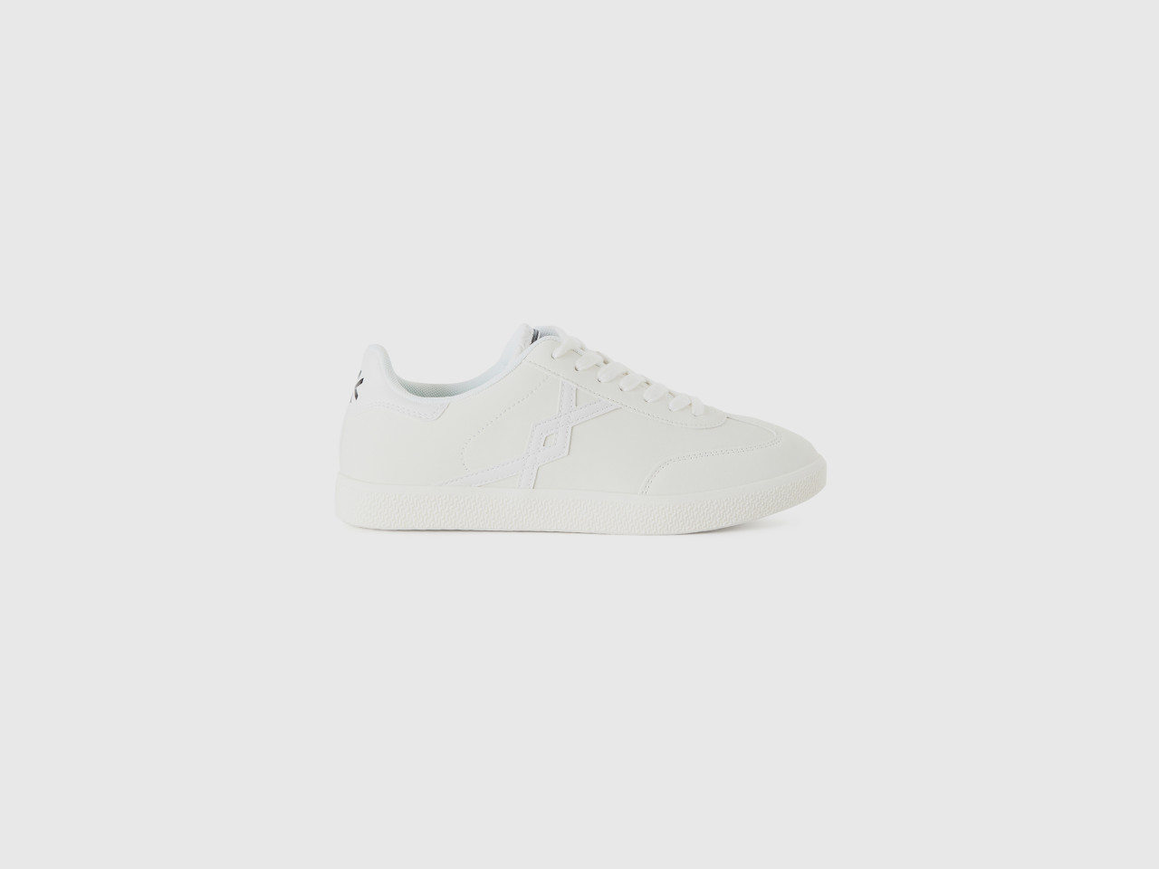Ucb white clearance sneakers women