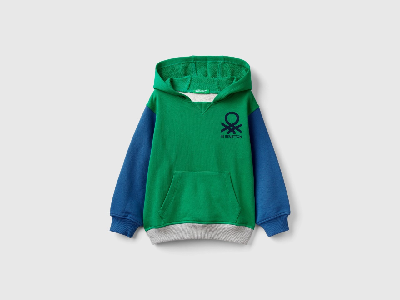 United colours hot sale of benetton tracksuit